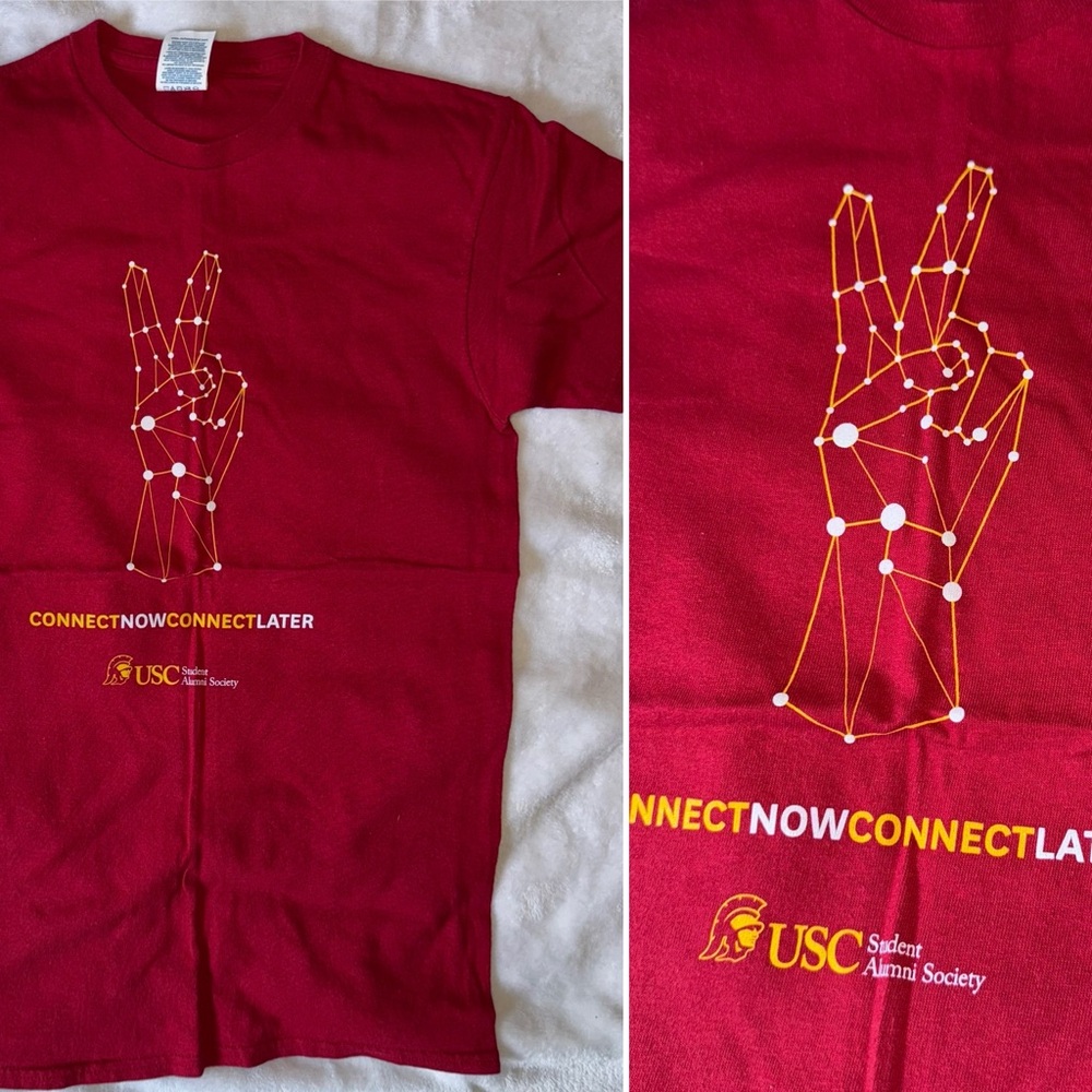 USC Alumni Celestial Graphic Tee – Red & Gold Short Sleeve Crewneck Adult Small